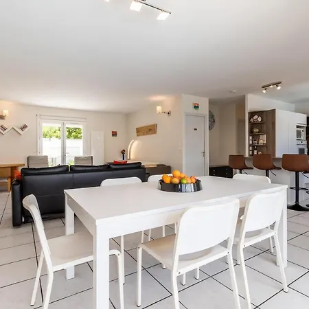 Holiday home Maison Du Lion